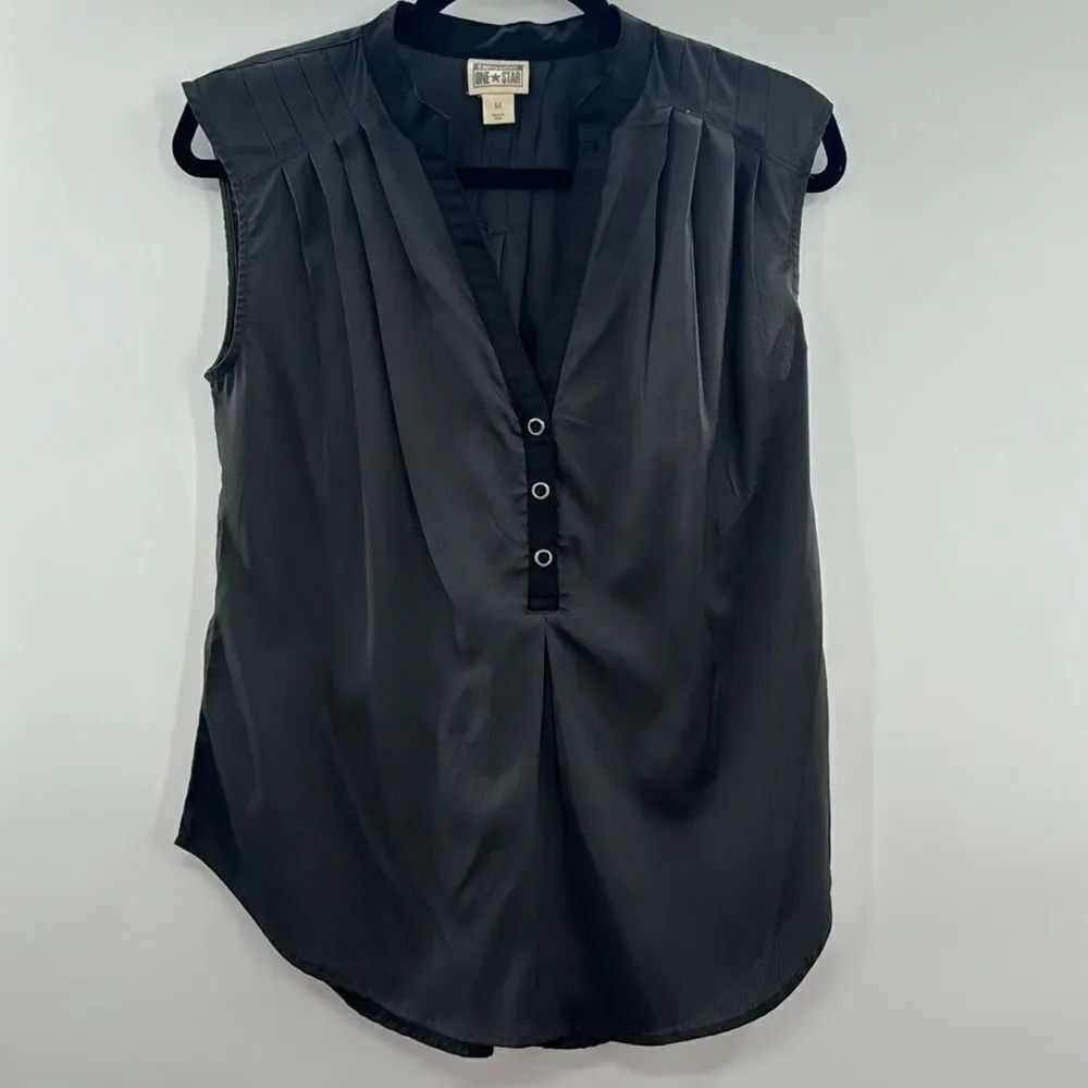 3For$20 Converse Black Blouse Sleeveless size  M